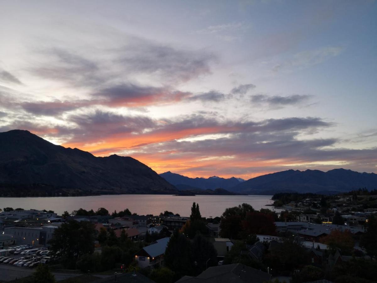 Mountain View Backpackers Hostel Wanaka Buitenkant foto